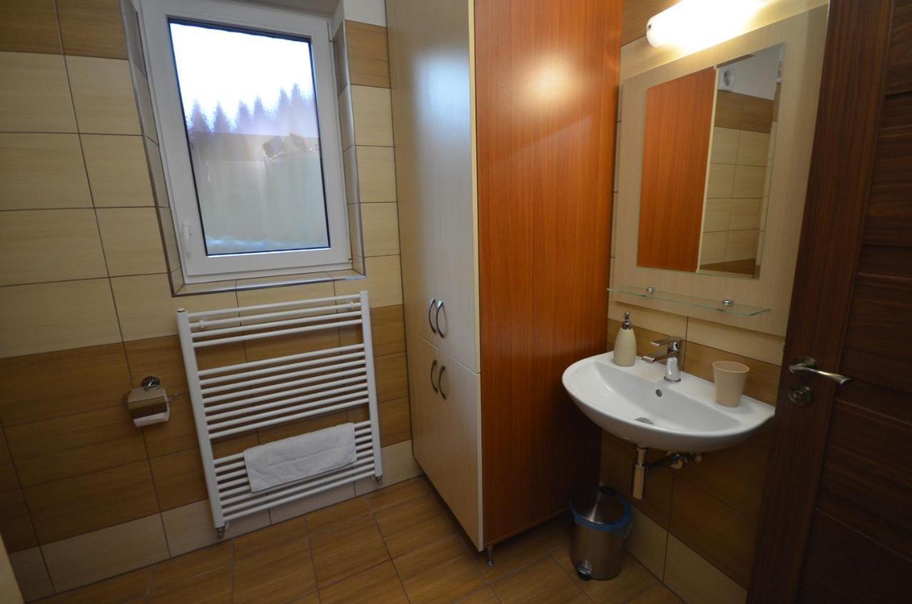 Apartmany Best I. Bešeňová Exteriör bild